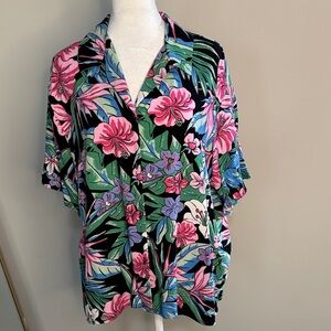 Tropical Floral Button-Up Shirt in Black, Pink & Green
